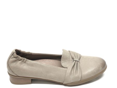 Shoes Flats By Dansko In Taupe, Size: 8.5 Fashion