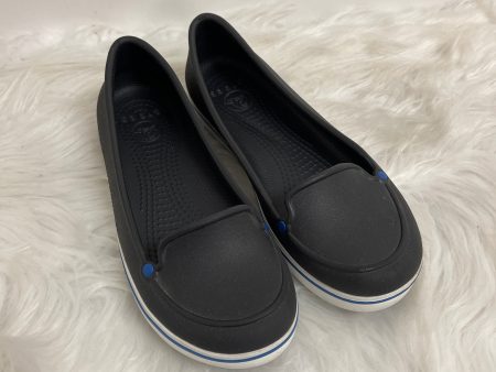 Shoes Flats By Crocs In Black, Size: 6 on Sale