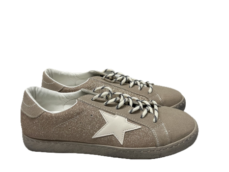 Shoes Sneakers By Grace and Lace In Tan, Size: 9 Online Hot Sale