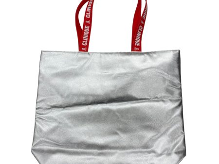 SILVER TOTE by CLINIQUE Size:MEDIUM Hot on Sale