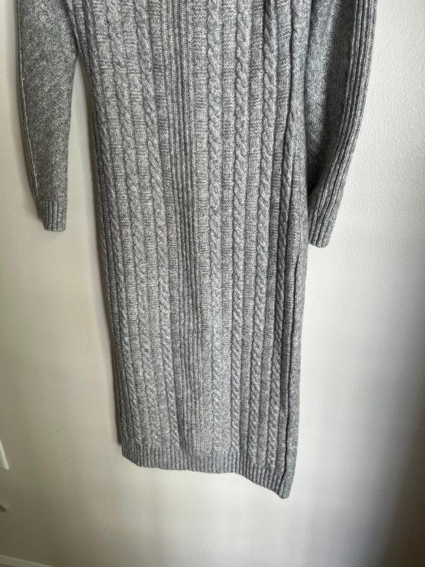 Dress Work By Tahari In Grey, Size: Xs For Cheap